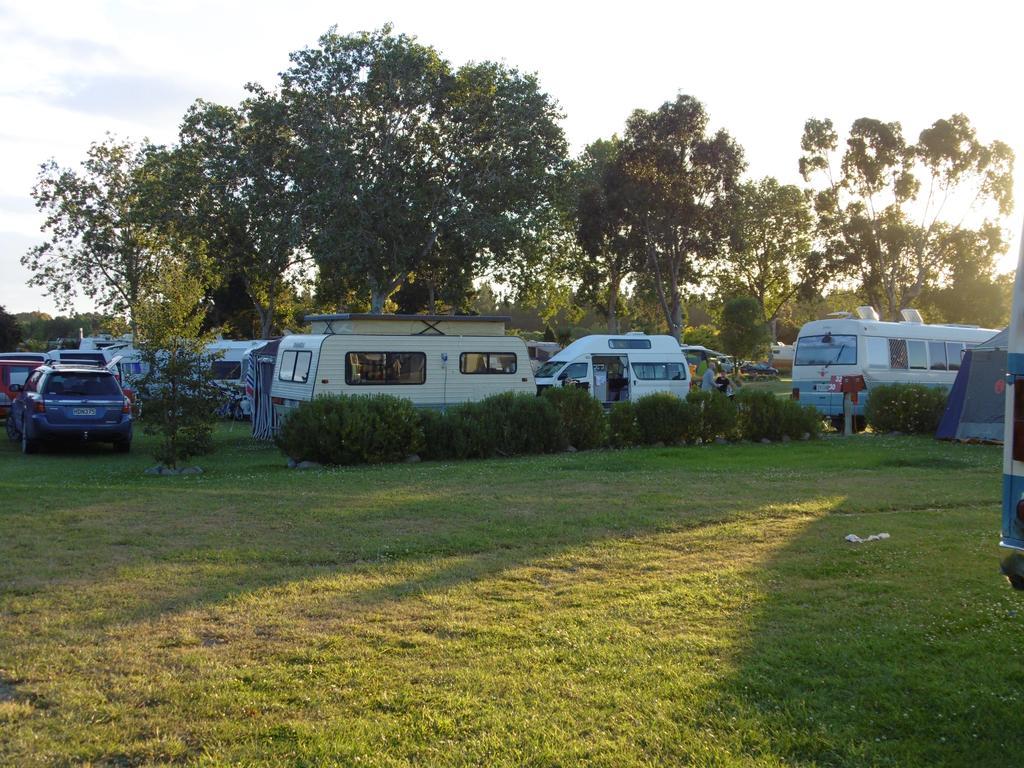 Glenavys Waitaki River Motor Camp Zewnętrze zdjęcie